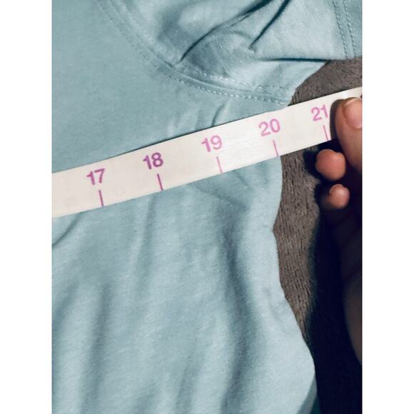 Ford Bronco NWT Size Medium Men Unisex Light Blue Lightweight Crew Neck Shirt - Picture 5 of 7